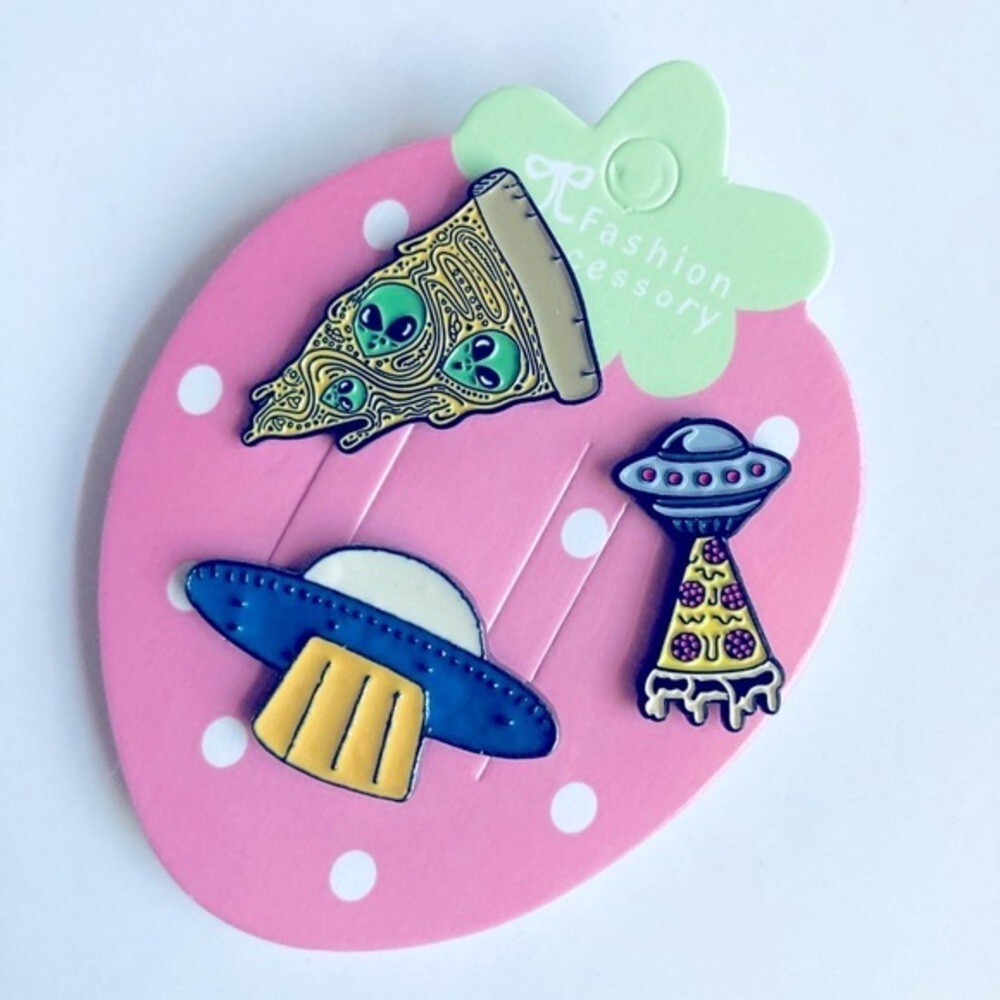 🍒 5/$25 🍒 Enamel Pins Pizza & Aliens